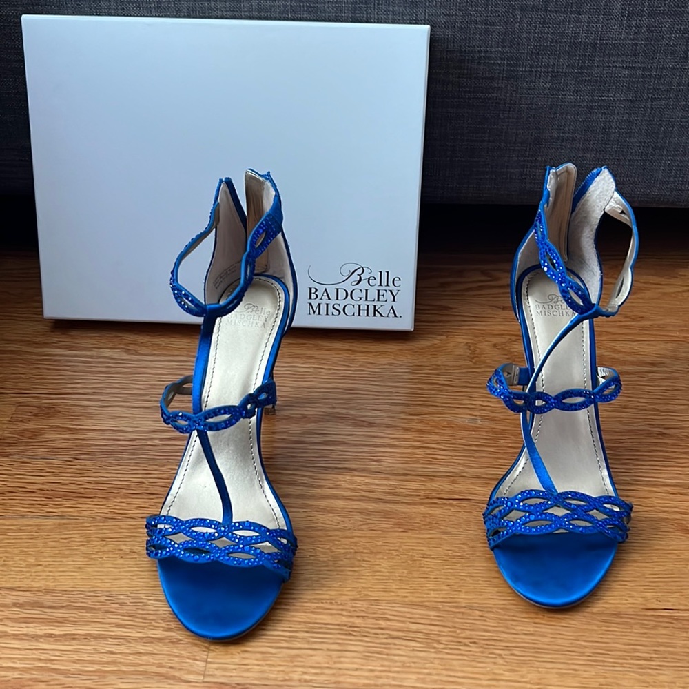 Belle badgley mischka blue heels